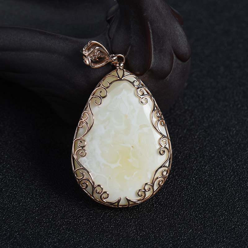 白蜜水滴吊坠-红掌柜