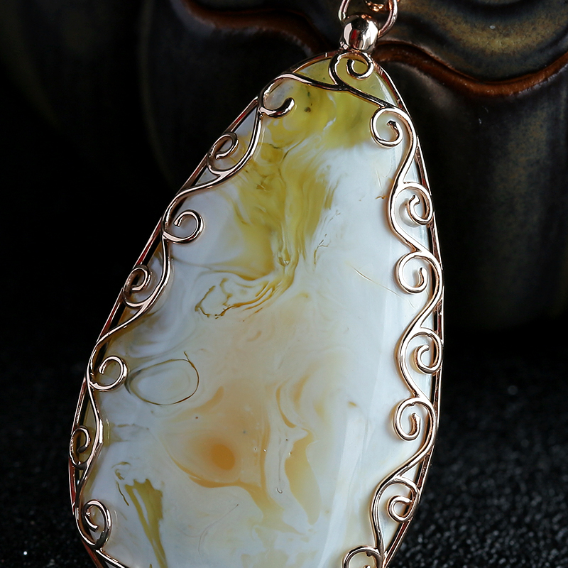 18K金镶波罗的海白蜜蜡吊坠-红掌柜