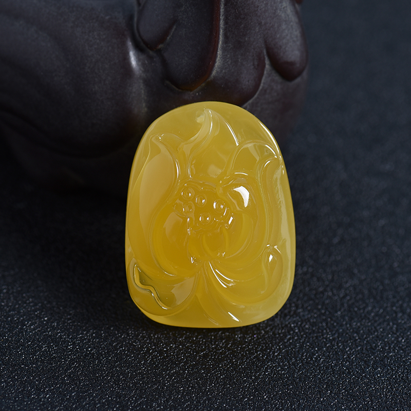 "蜜蜡一品清廉吊坠-红掌柜