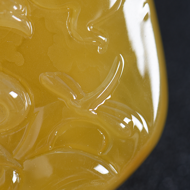 波罗的海蜜蜡吊坠-红掌柜