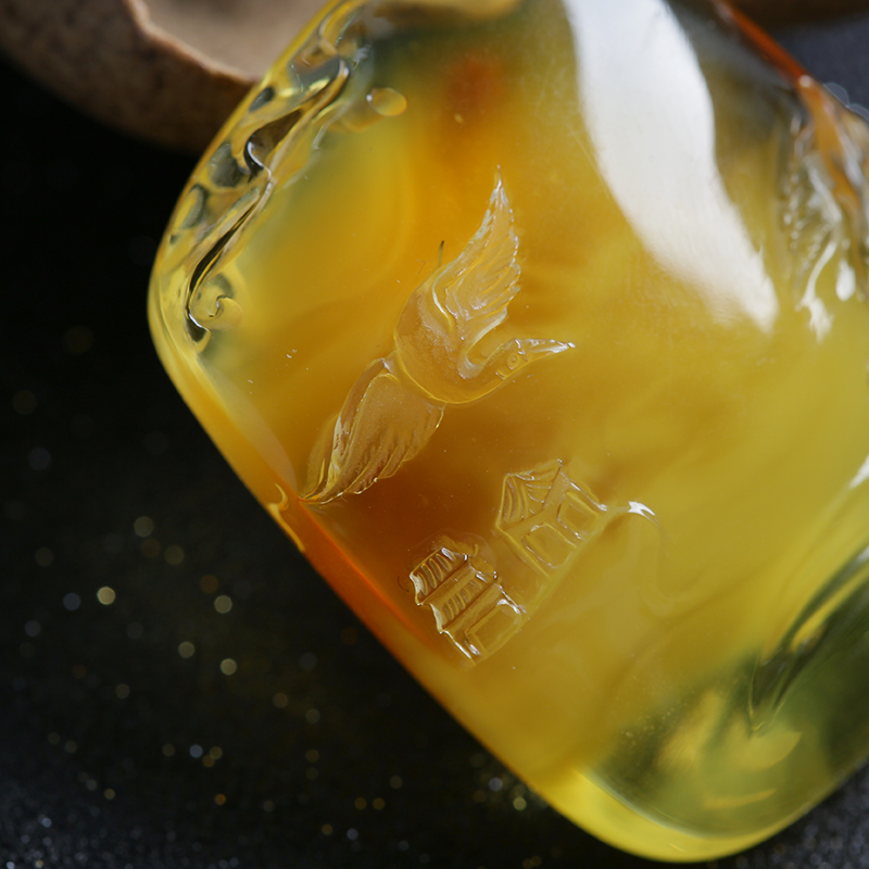 波罗的海金包蜜吊坠-红掌柜珠宝