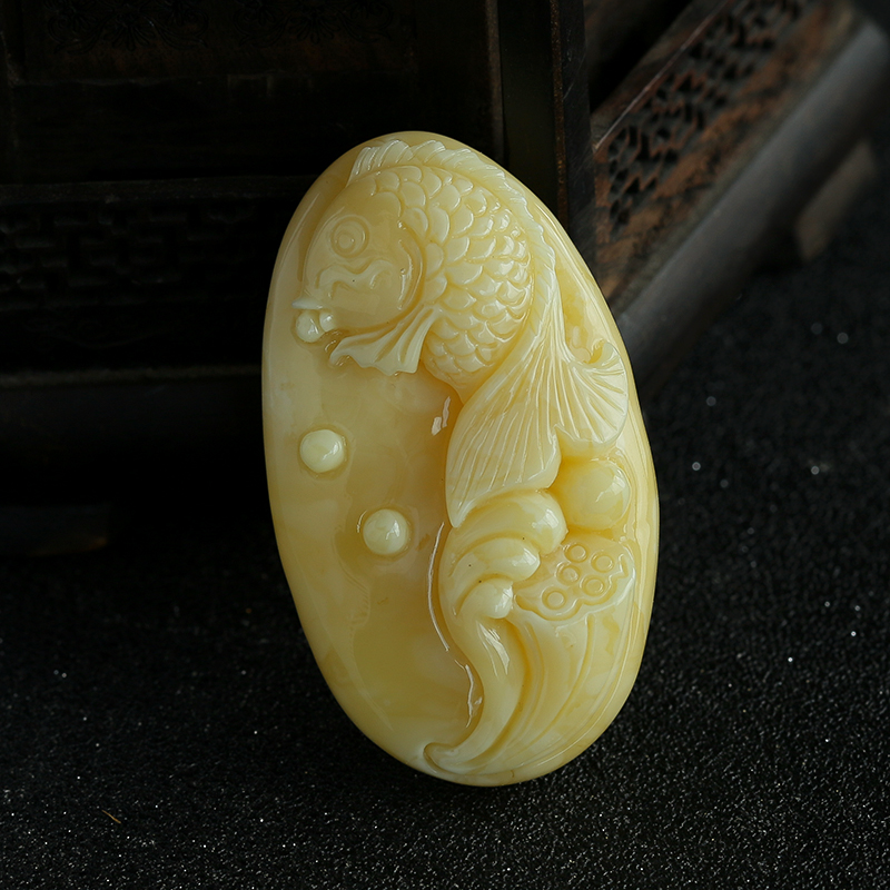 蜜蜡连年有余吊坠-红掌柜珠宝