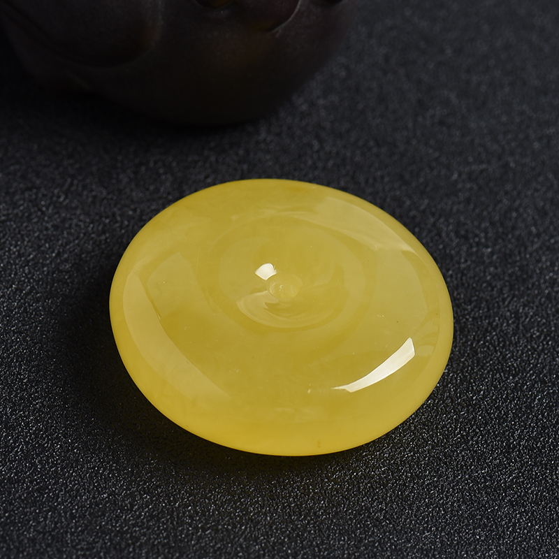 鸡油黄蜜蜡平安扣吊坠-红掌柜