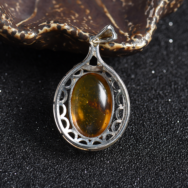 天然琥珀吊坠-红掌柜