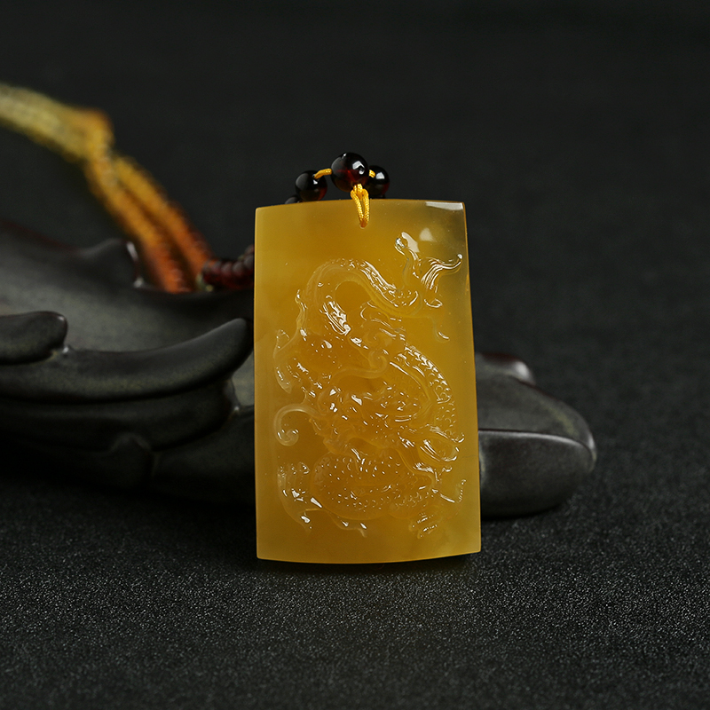 鸡油黄蜜蜡龙牌吊坠-红掌柜