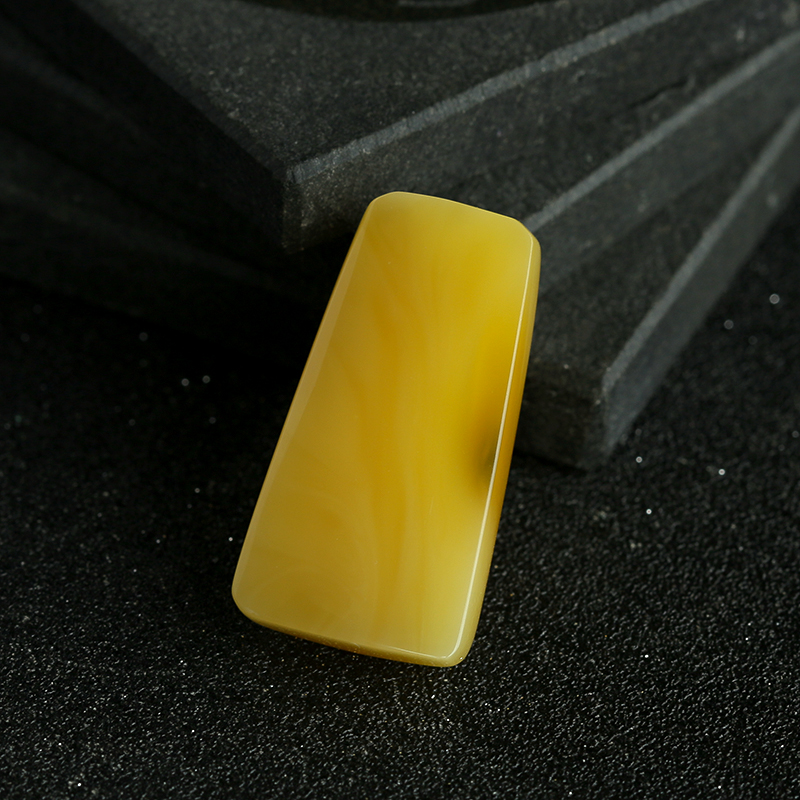 蜜蜡无事牌吊坠-红掌柜