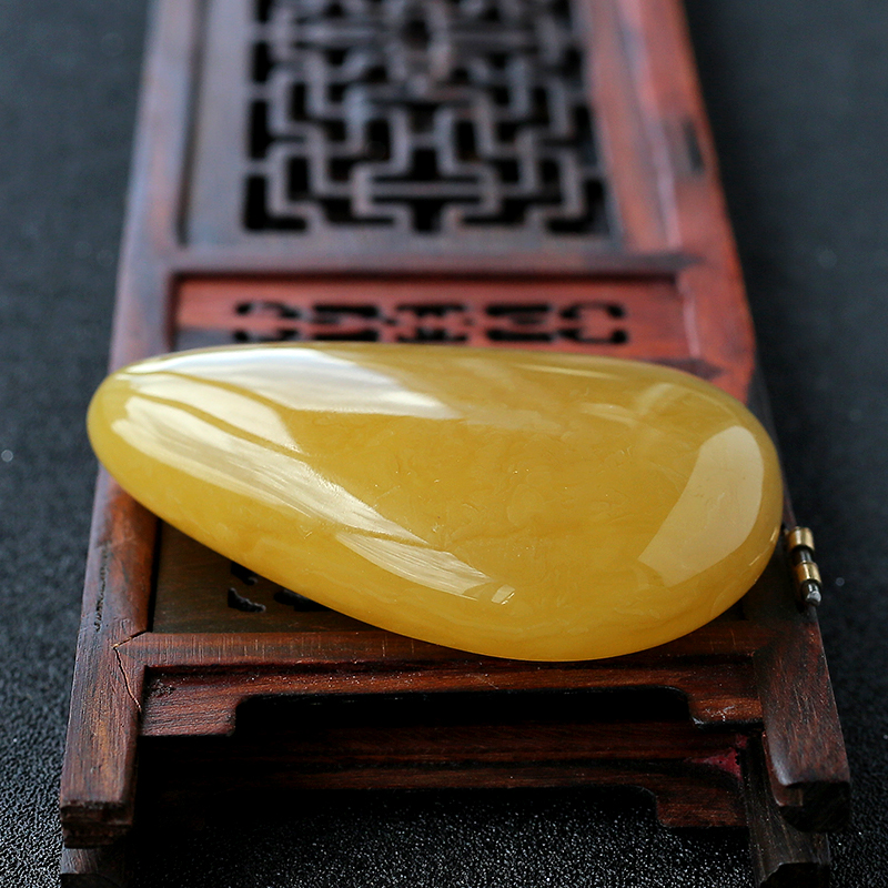 满蜜水滴吊坠-红掌柜珠宝