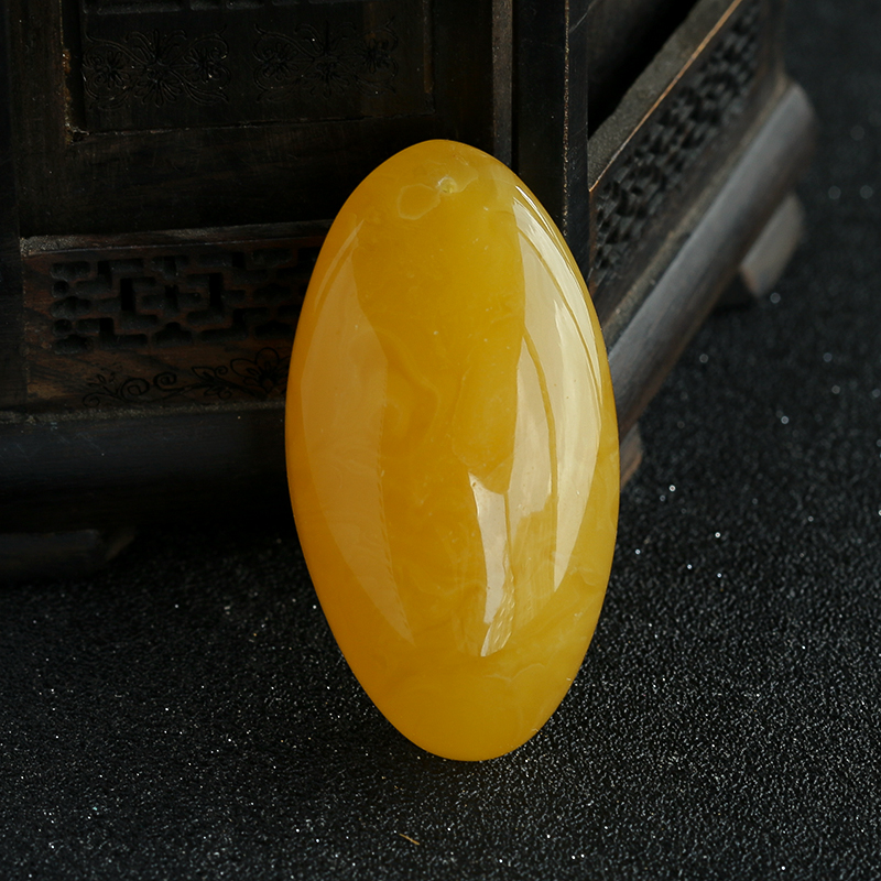 鸡油黄蜜蜡无事吊坠-红掌柜珠宝