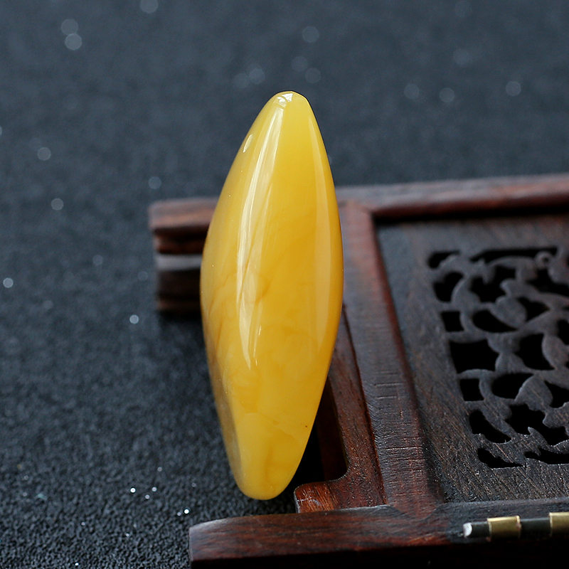 微透明蜜蜡随形吊坠-红掌柜珠宝