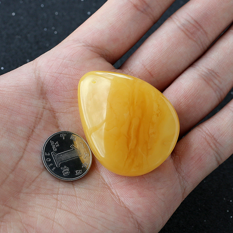 波罗的海随形蜜蜡吊坠-红掌柜珠宝