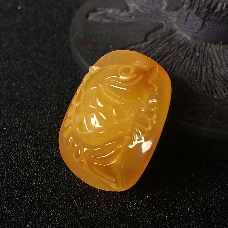 蜜蜡鱼吊坠-红掌柜珠宝