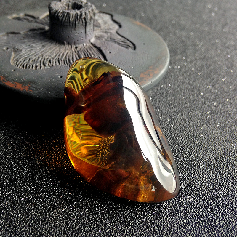 缅甸半根半珀吊坠-红掌柜珠宝