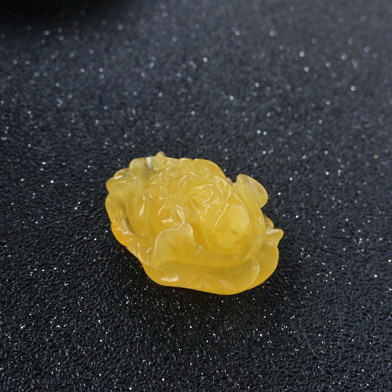 花开富贵鸡油黄蜜蜡吊坠 - 红掌柜珠宝