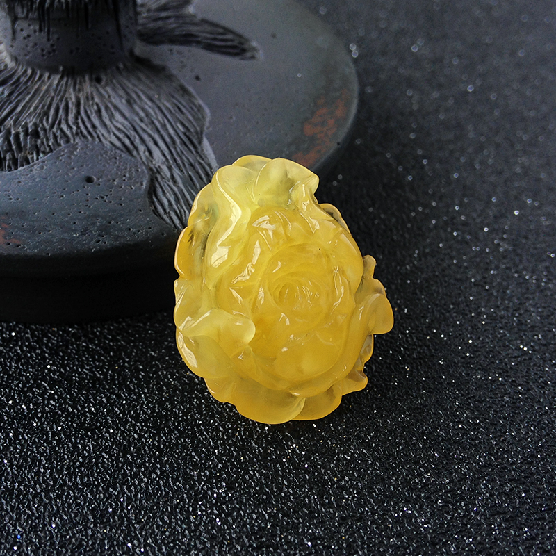 花开富贵鸡油黄蜜蜡吊坠 - 红掌柜珠宝