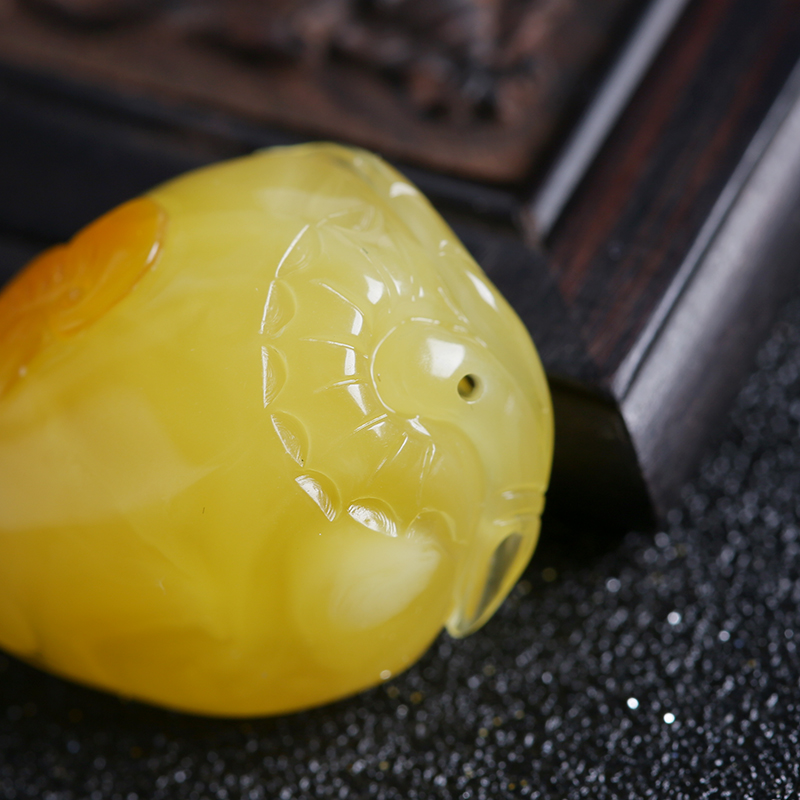 波罗的海蜜蜡挂坠-红掌柜珠宝