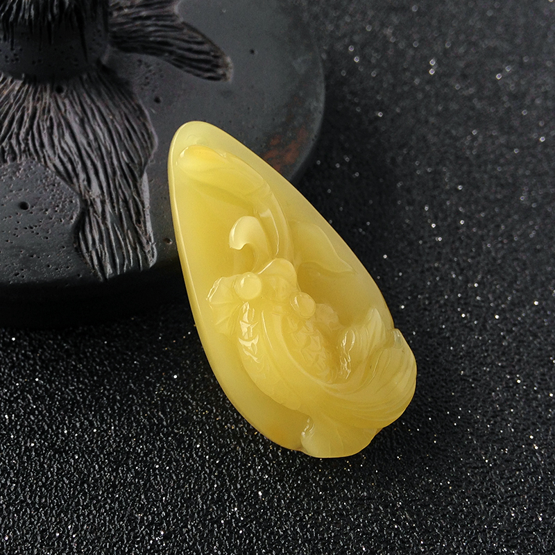 蜜蜡鱼吊坠-红掌柜珠宝