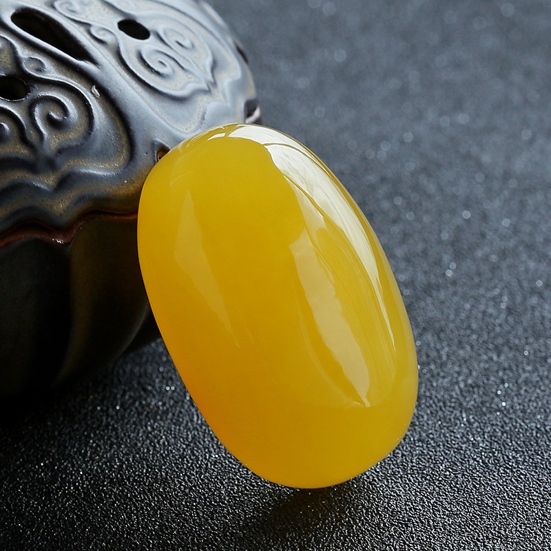 天然鸡油黄蜜蜡蛋面挂件-红掌柜