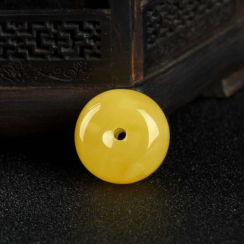 鸡油黄蜜蜡平安扣吊坠-红掌柜