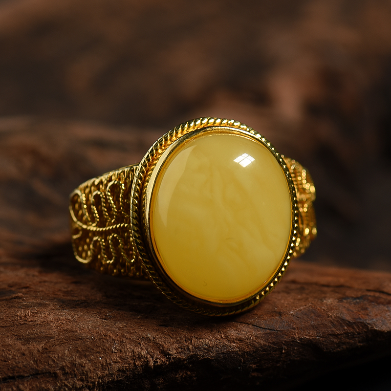 银镶鸡油黄蜜蜡戒指-红掌柜