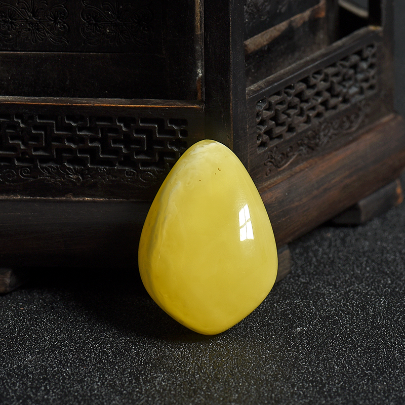 鸡油黄白花蜜随形吊坠-红掌柜