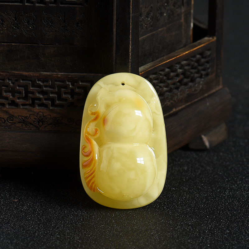 浅黄带皮白花蜜葫芦吊坠-红掌柜