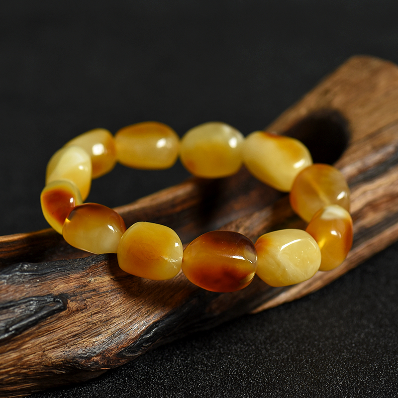 俏色蜜蜡随形手串-红掌柜