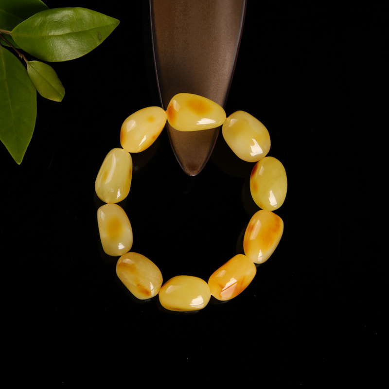 鸡油黄蜜蜡随形单圈手串-红掌柜