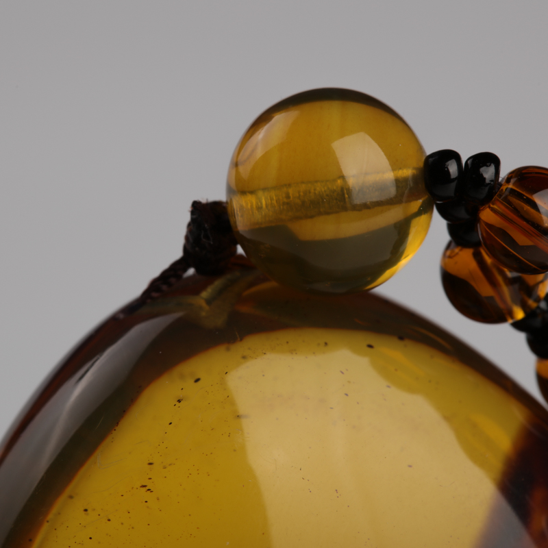 天然缅甸根珀随形吊坠-红掌柜