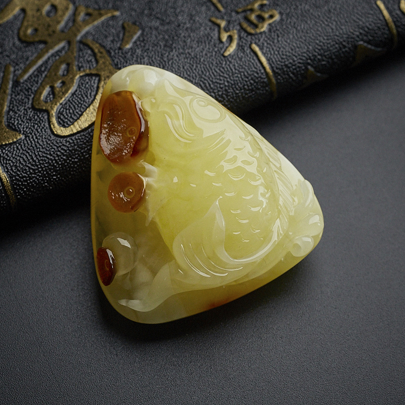 蜜蜡鱼-红掌柜珠宝