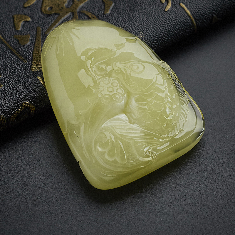 蜜蜡鱼-红掌柜珠宝