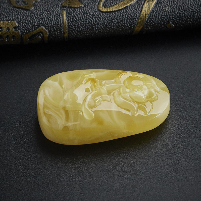 波罗的海蜜蜡挂坠-红掌柜珠宝