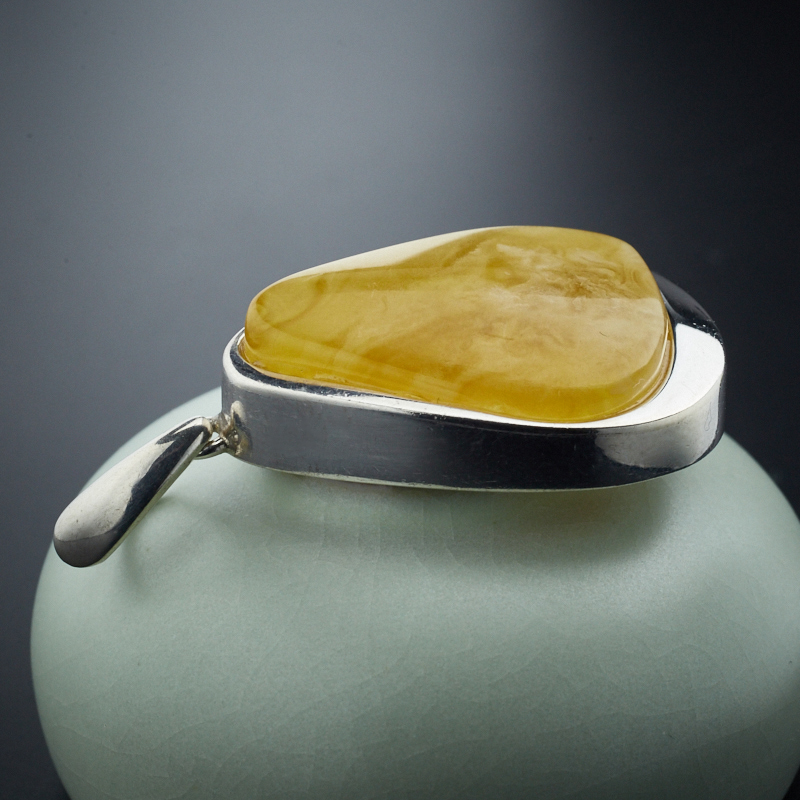 金绞蜜吊坠-红掌柜