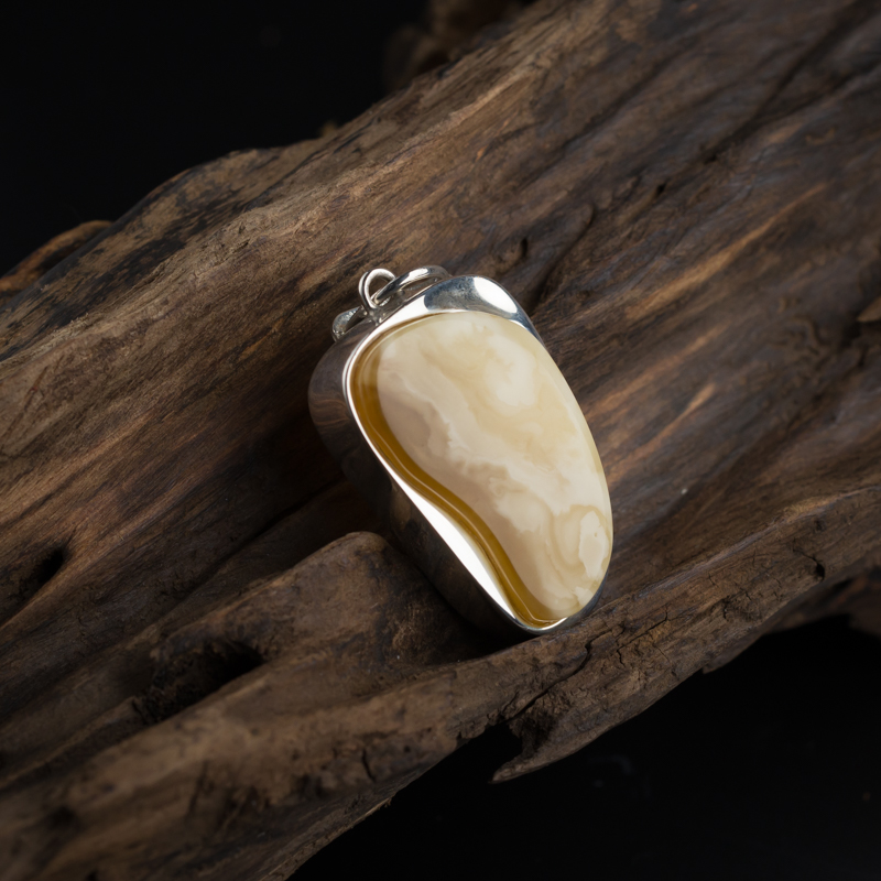 蜜蜡吊坠-红掌柜