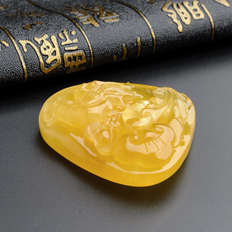 一鸣惊人蜜蜡吊坠-红掌柜珠宝