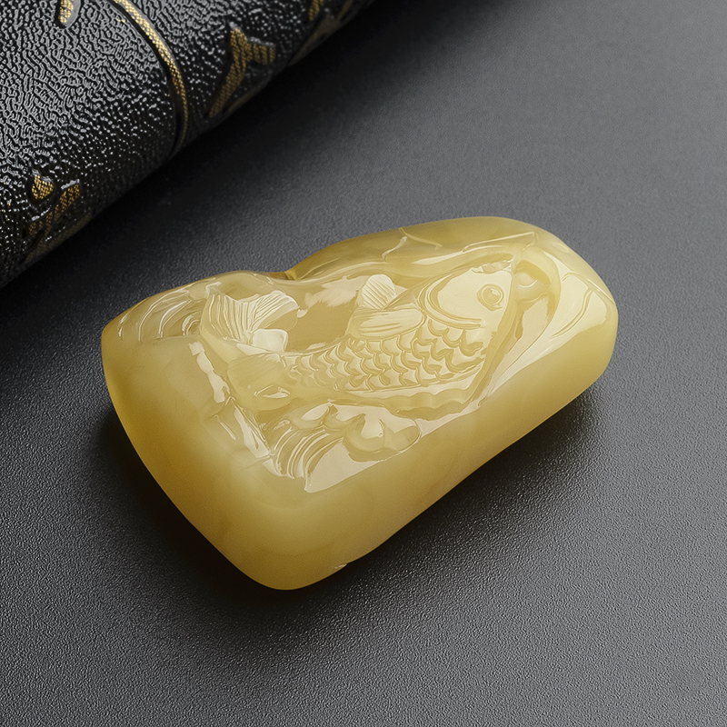 蜜蜡鱼-红掌柜珠宝