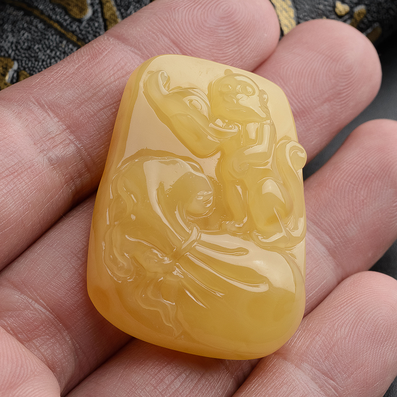 波罗的海蜜蜡吊坠-红掌柜珠宝