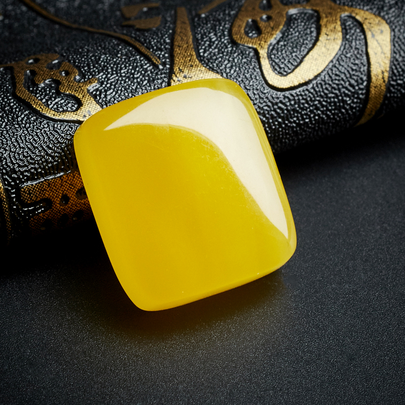 金包蜜鸡油黄蜜蜡吊坠-红掌柜珠宝