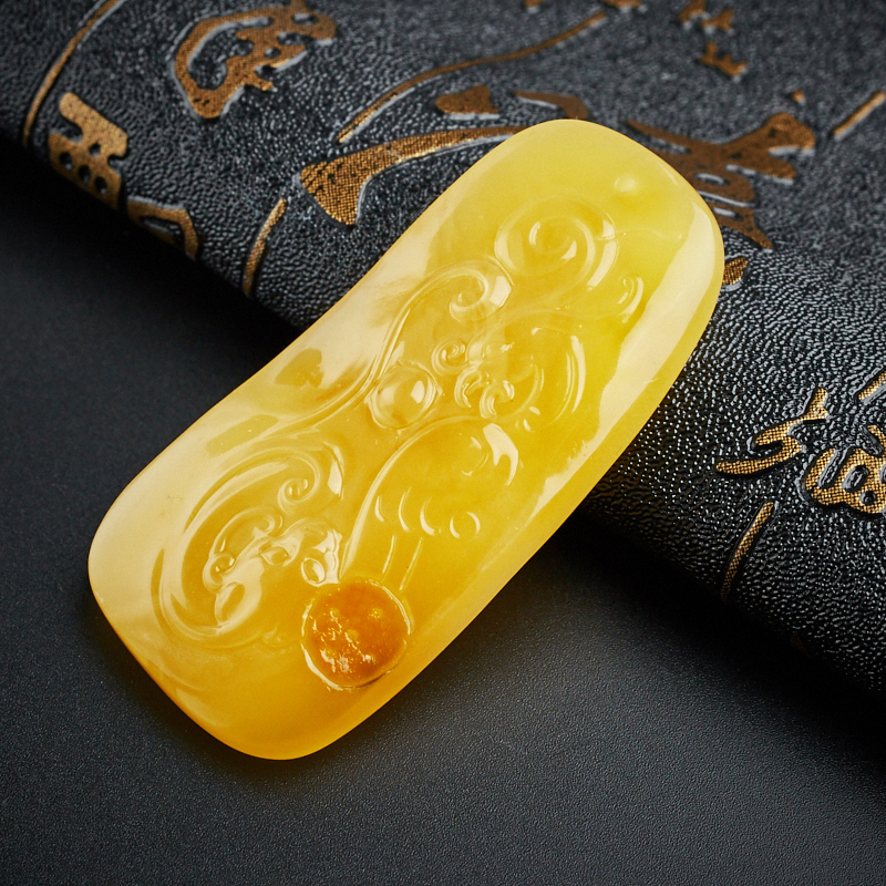 鸡油黄龙腾凤舞吊坠-红掌柜