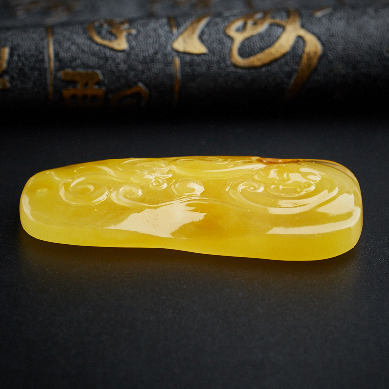 满蜜天然鸡油黄吊坠-红掌柜