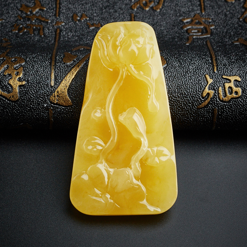 满蜜鸡油黄一品清廉吊坠-红掌柜