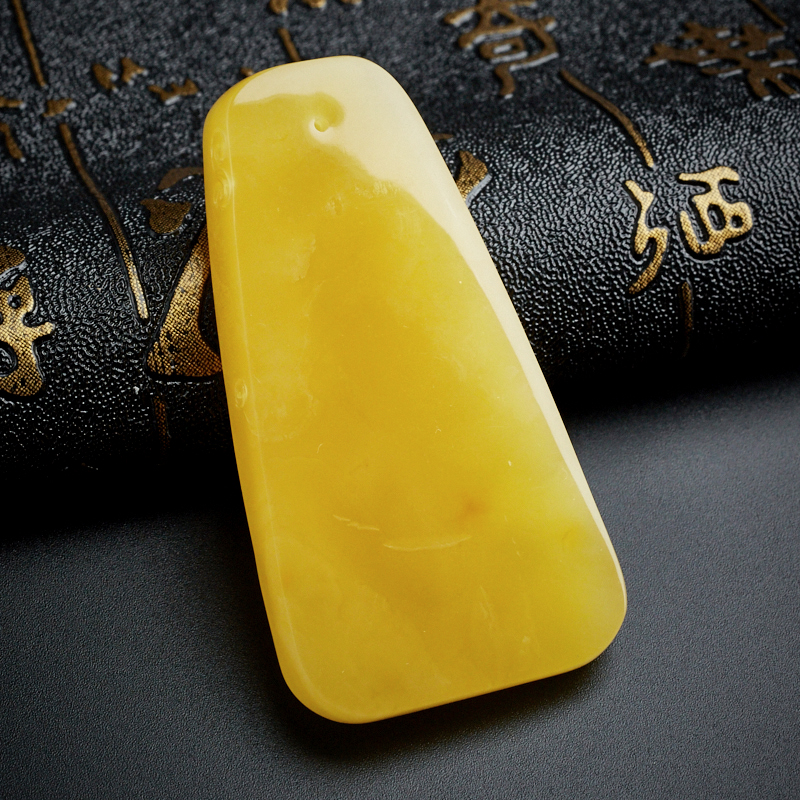 天然鸡油黄一品清廉吊坠-红掌柜