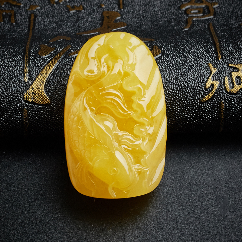 满蜜鸡油黄吊坠-红掌柜