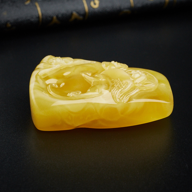 鸡油黄蜜蜡貔貅吊坠-红掌柜