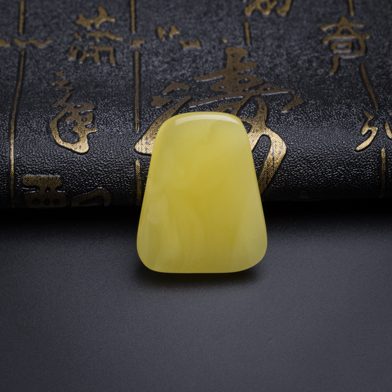 波罗的海天然蜜蜡方牌吊坠-红掌柜