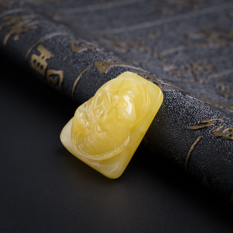 满蜜鸡油黄蜜蜡吊坠-红掌柜