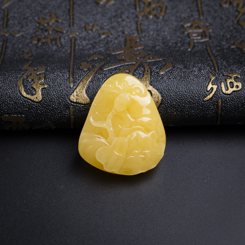 满蜜鸡油黄蜜蜡荷叶吊坠-红掌柜