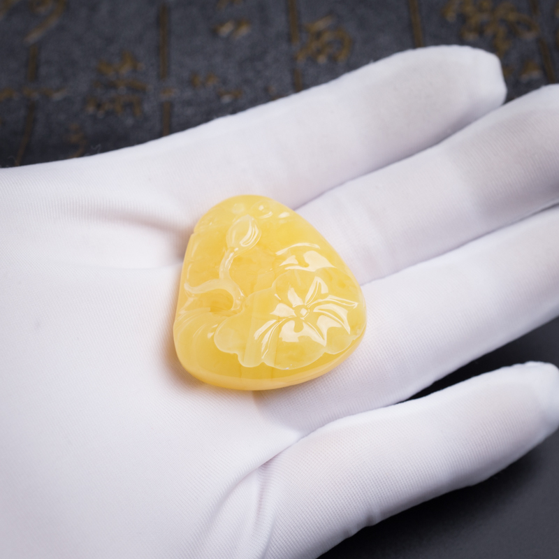 天然满蜜鸡油黄蜜蜡吊坠-红掌柜