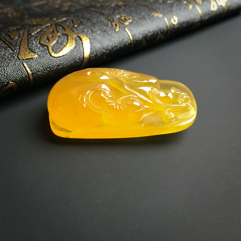 波罗的海金包蜜吊坠-红掌柜