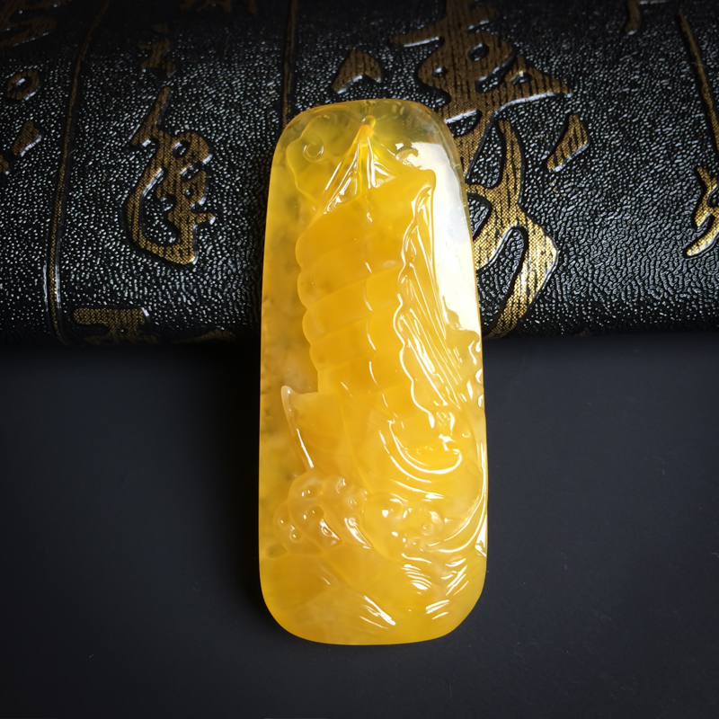 波罗的海天然鸡油黄金包蜜一帆风顺吊坠 - 红掌柜