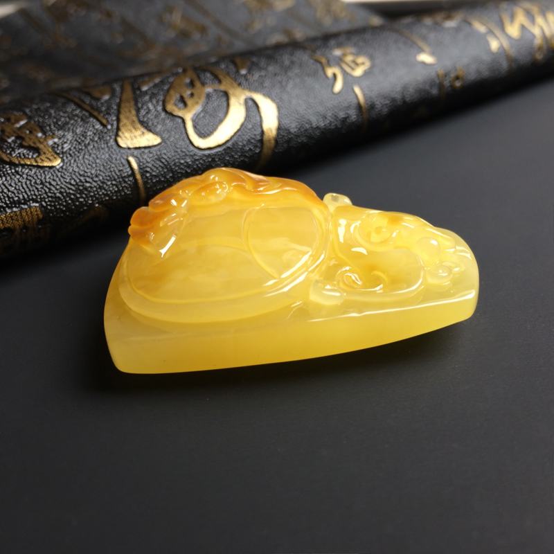 波罗的海鸡油黄蜜蜡福在眼前吊坠 - 红掌柜